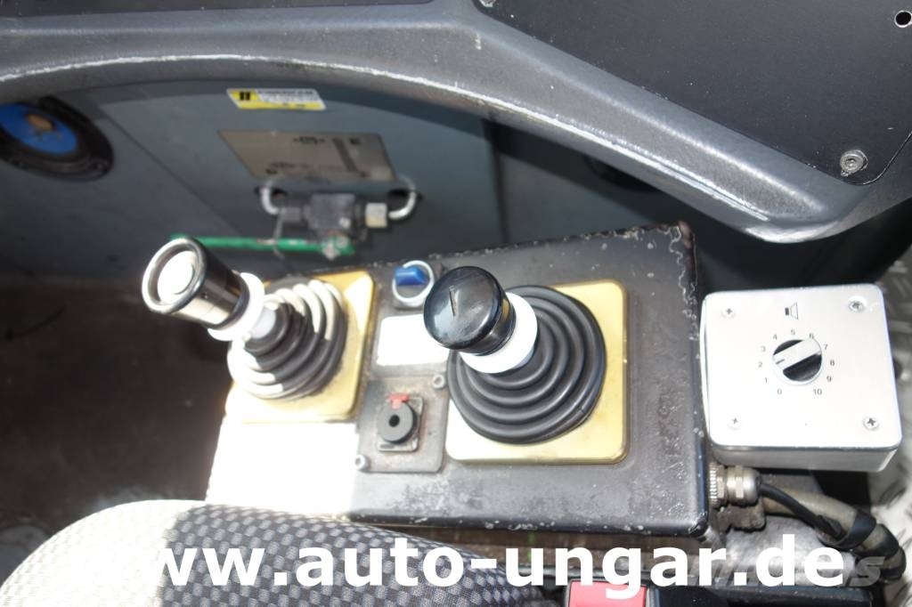 GOLDHOFER AST-1 A500 Baujahr 1999 Push-Back towbarless Pushb Airport equipment