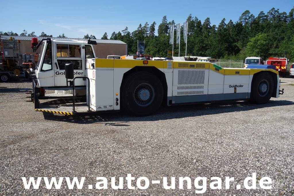 GOLDHOFER AST-1 A500 Baujahr 1999 Push-Back towbarless Pushb Airport equipment