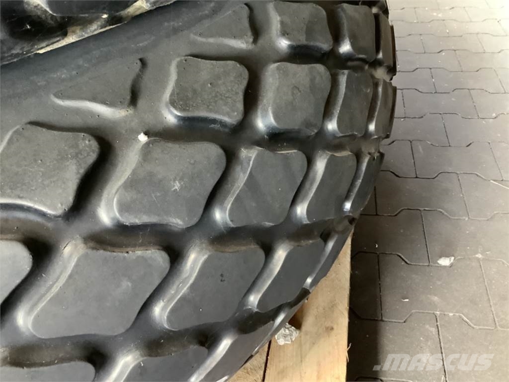 Mitas 18.4-30 农业机械-其他