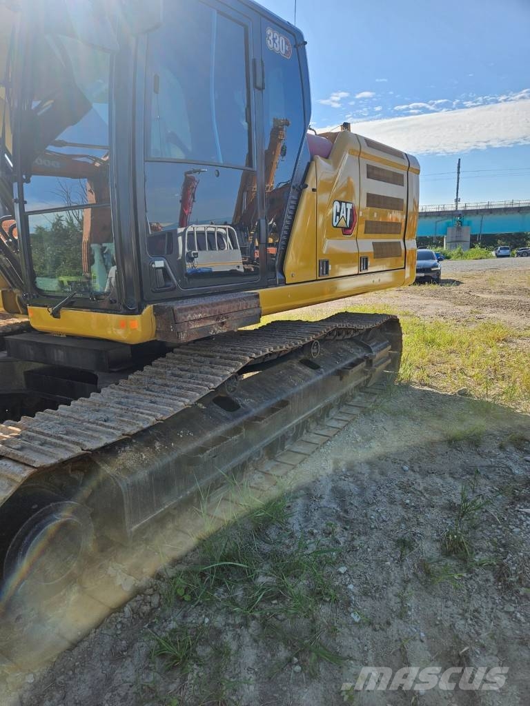 CAT 330 Lánctalpas kotrók