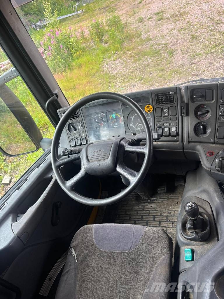 Scania 114 G Kraanaga veokid