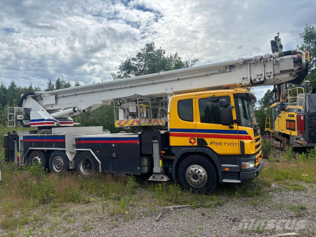 Scania 114 G Kraanaga veokid