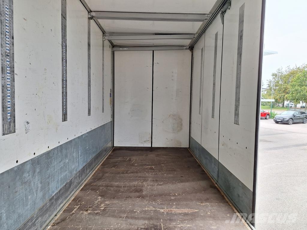 Volvo Vehicle Rigid 6x2-2 box full side opening 貨箱式卡車