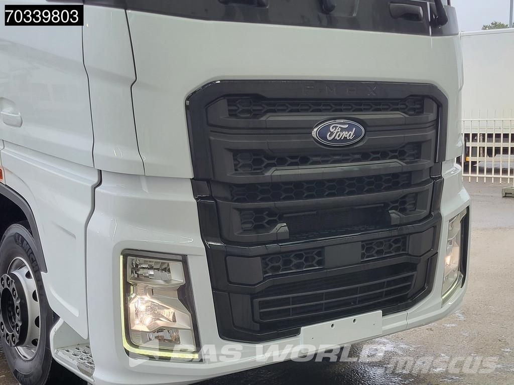 Ford F-Max 500 4X2 Retarder 2xTanks ACC Navi Standklima Tahače