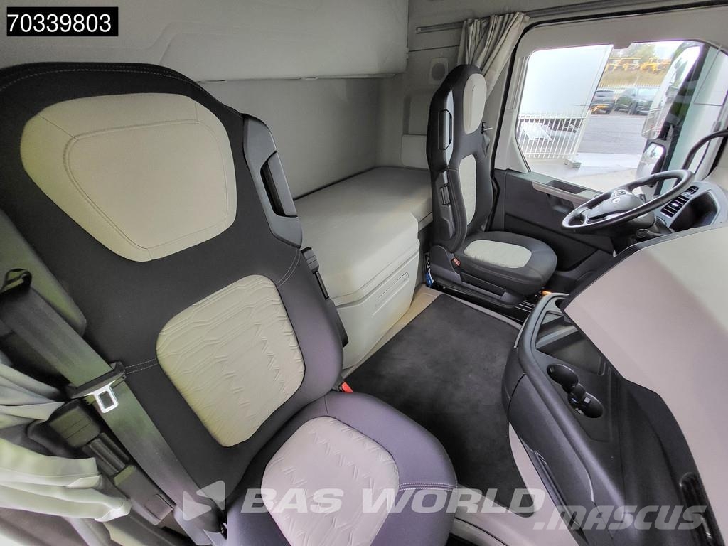 Ford F-Max 500 4X2 Retarder 2xTanks ACC Navi Standklima Naudoti vilkikai