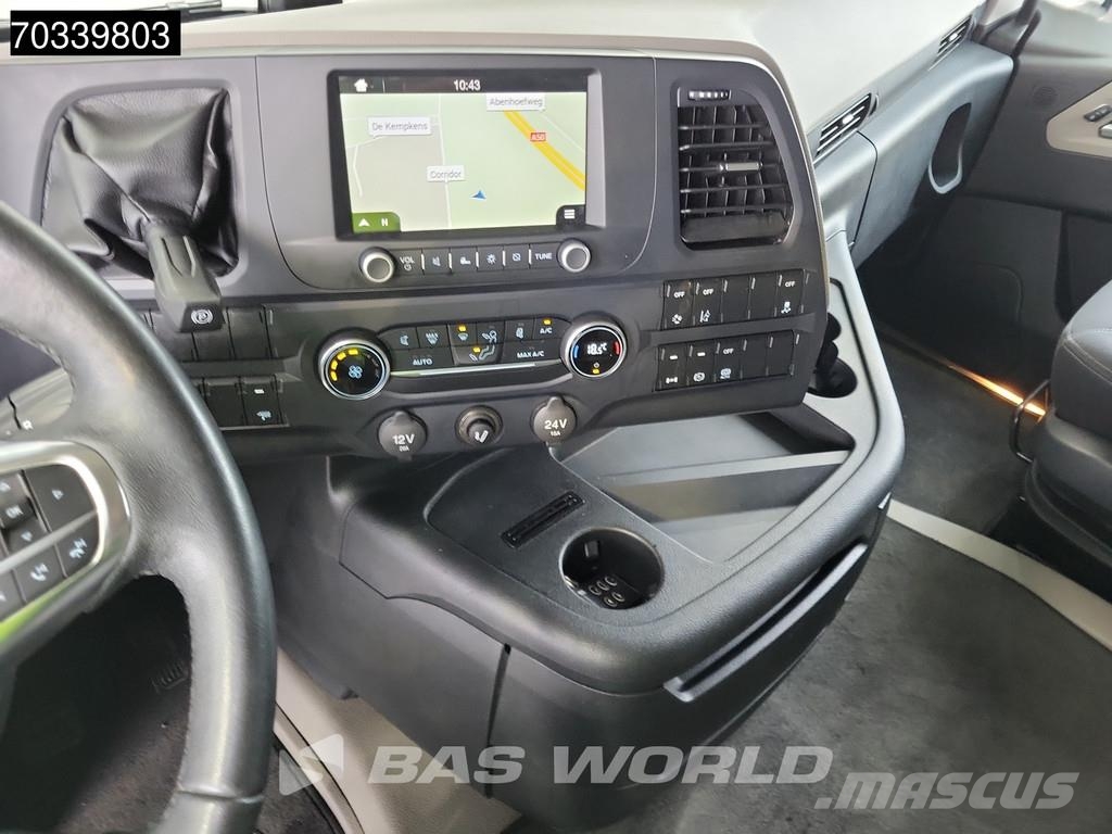 Ford F-Max 500 4X2 Retarder 2xTanks ACC Navi Standklima Camiones tractor