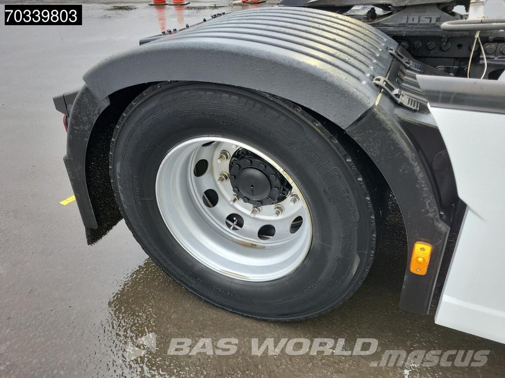 Ford F-Max 500 4X2 Retarder 2xTanks ACC Navi Standklima Cabezas tractoras