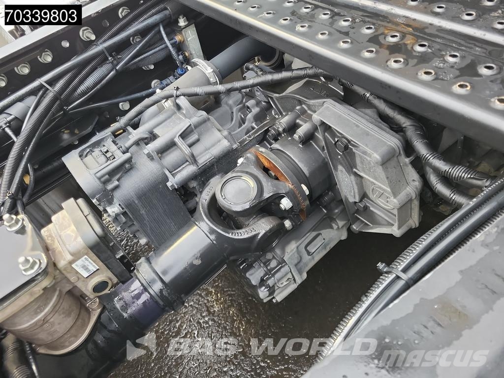 Ford F-Max 500 4X2 Retarder 2xTanks ACC Navi Standklima Camiones tractor