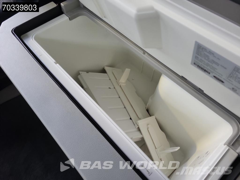Ford F-Max 500 4X2 Retarder 2xTanks ACC Navi Standklima Camiones tractor
