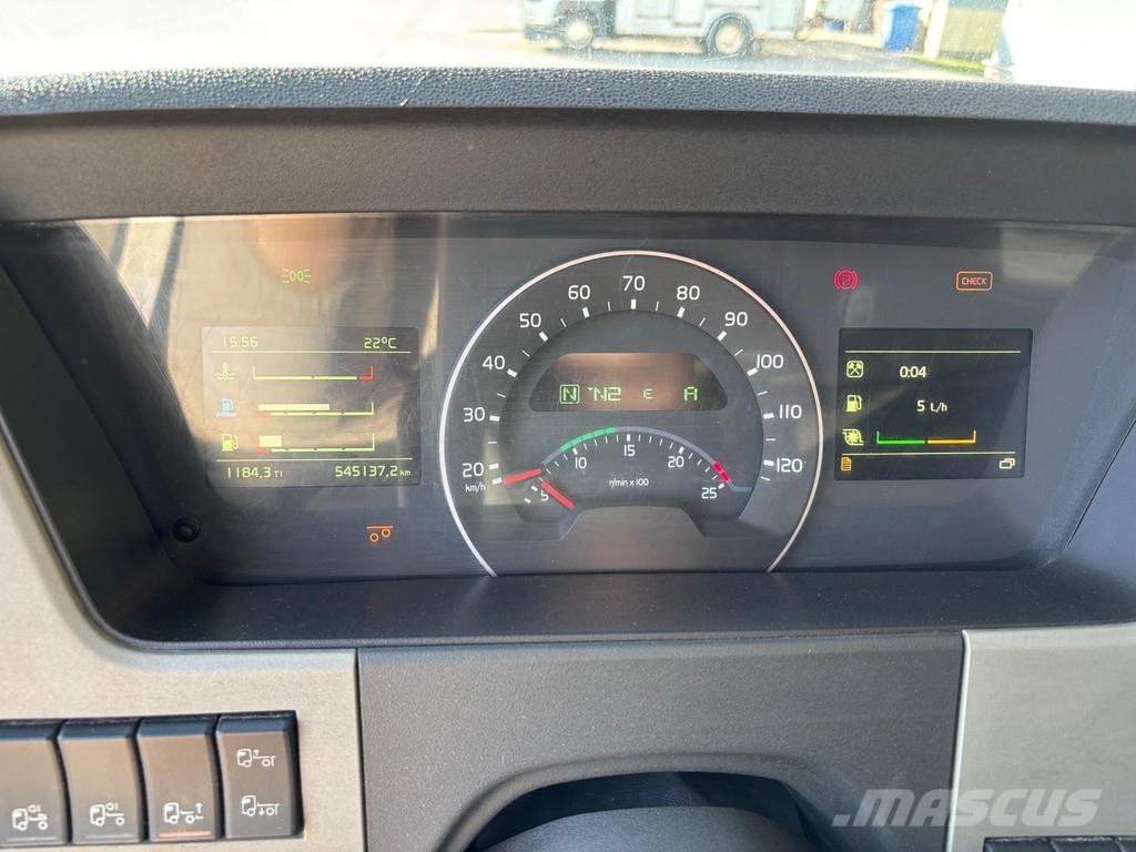 Volvo FM500 6X2*4 + RETARDER + CARRIER SUPRA 1250 Kølelastbiler