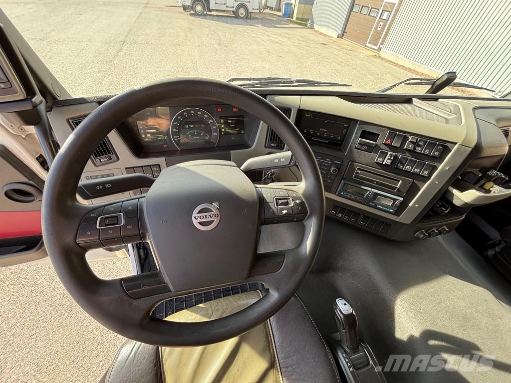 Volvo FM500 6X2*4 + RETARDER + CARRIER SUPRA 1250 Kølelastbiler