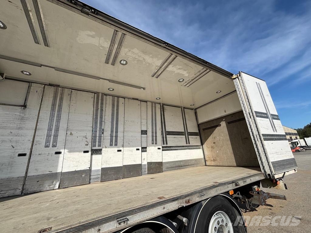 Volvo FM500 6X2*4 + RETARDER + CARRIER SUPRA 1250 Kølelastbiler