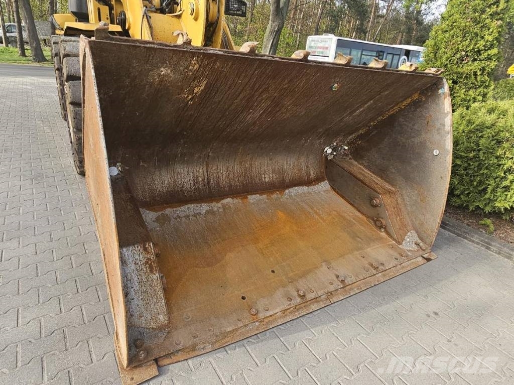 CAT 924K Pyöräkuormaajat