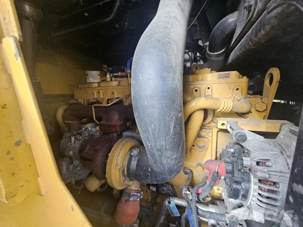 CAT 924K Pyöräkuormaajat
