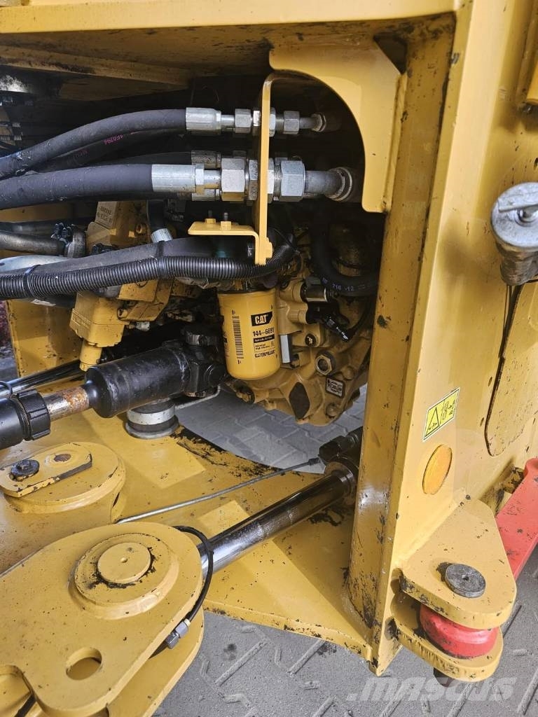 CAT 924K Pyöräkuormaajat