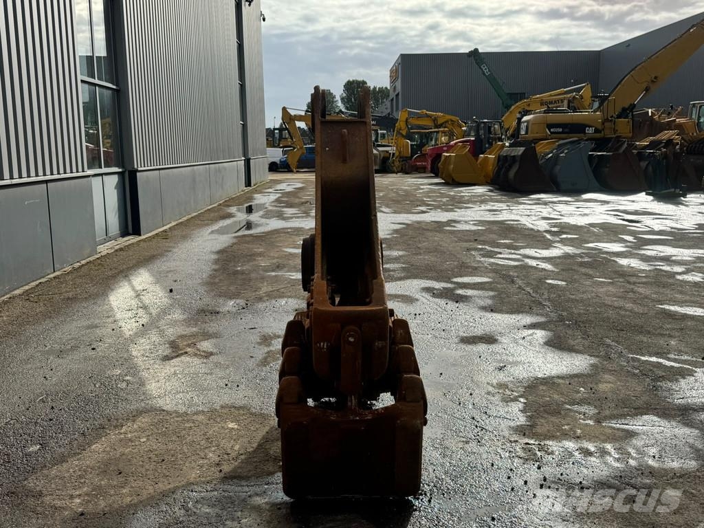 CAT VT50 Bek/MP30 PP Jaw Scharen