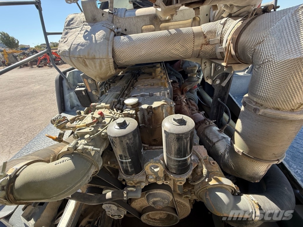 Liebherr L 566 Pyöräkuormaajat