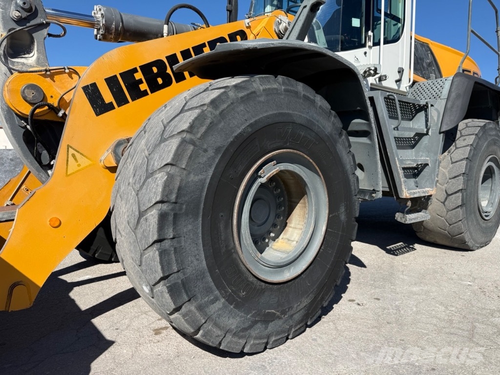 Liebherr L 566 Pyöräkuormaajat