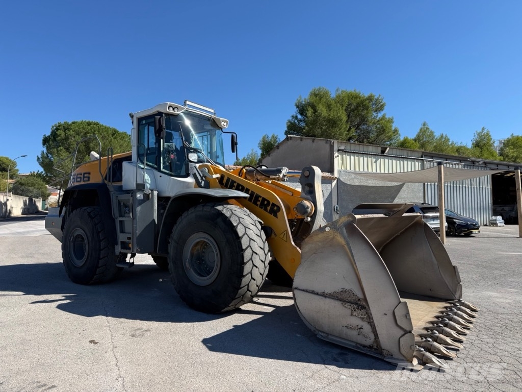 Liebherr L 566 Pyöräkuormaajat