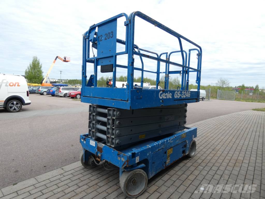 Genie GS 3246 Žirkliniai keltuvai