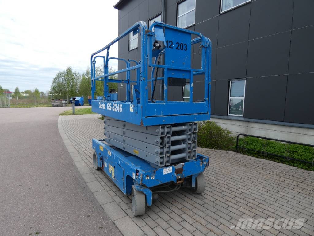 Genie GS 3246 Žirkliniai keltuvai