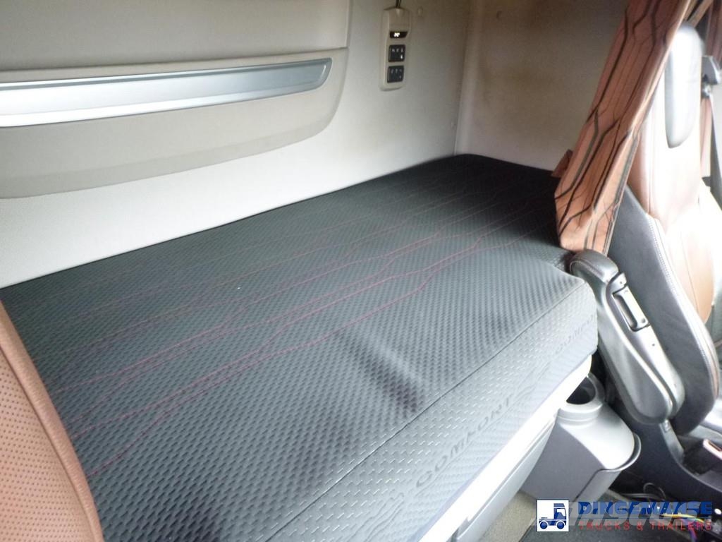 DAF XF 530 6x2 Euro 6 VDL container hook Vinçli kamyonlar