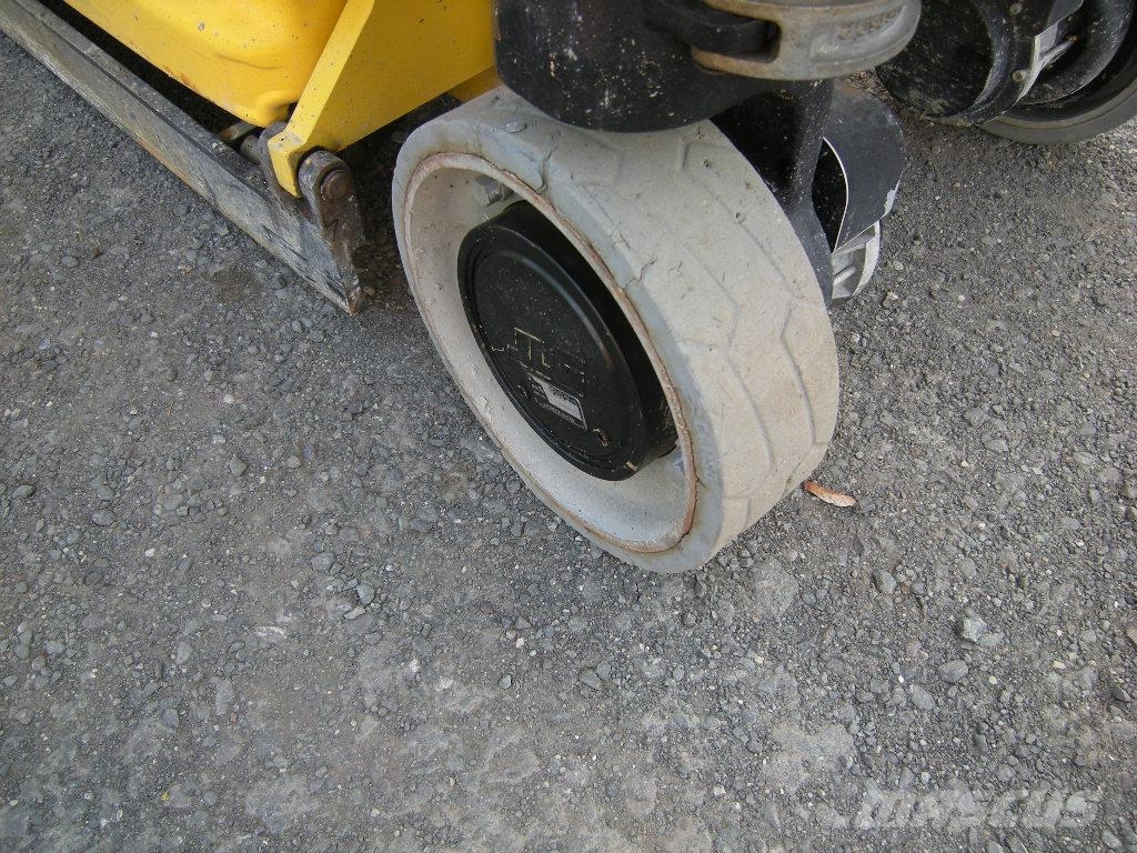 JLG 1930ES (ID3409) Nůžková zvedací plošina