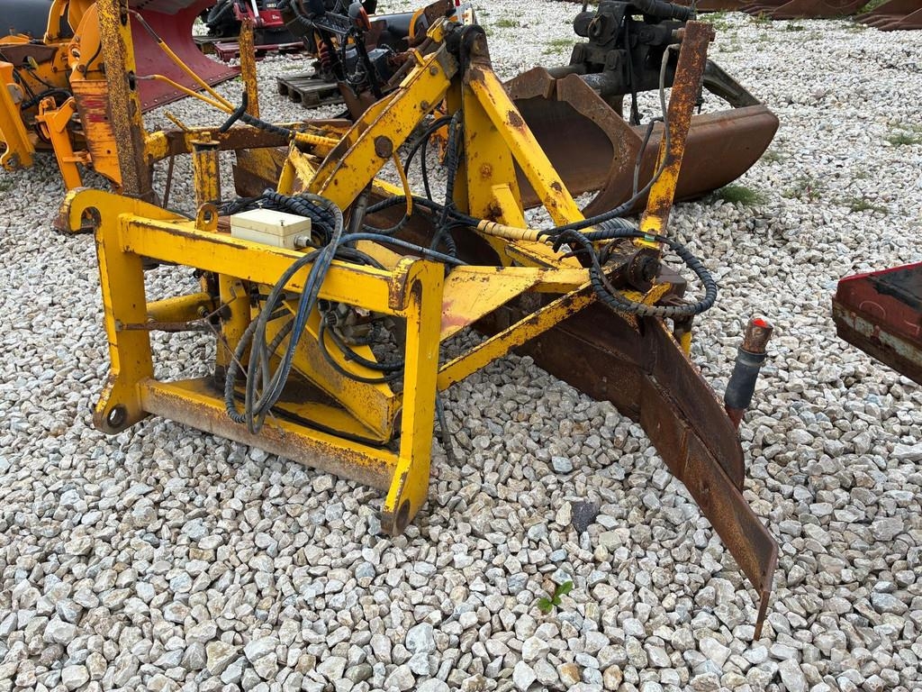 GRADER PLOW / BLADE Lumekoristusmasinad
