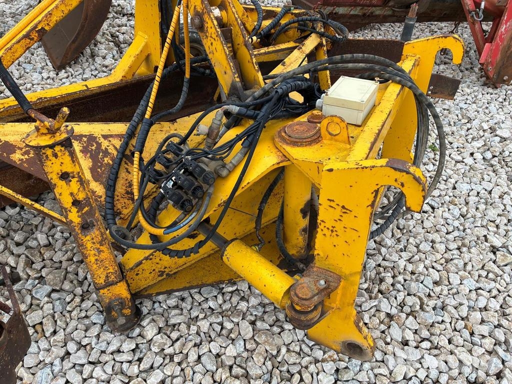GRADER PLOW / BLADE Lumekoristusmasinad