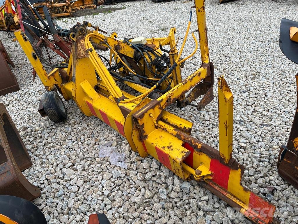 GRADER PLOW / BLADE Lumekoristusmasinad
