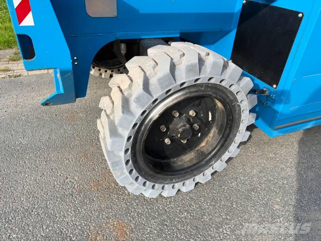 Holland Lift HL-160E20 Scheren-Arbeitsbühnen