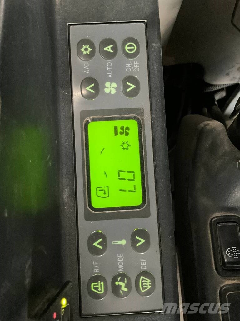 Kobelco SK 260 SR LC-3 Kāpurķēžu ekskavatori