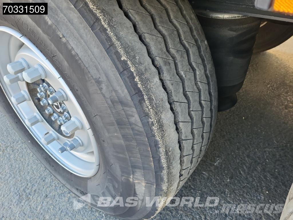 Krone SD Hardwood Omega Lift Axle Anti Vandalism Schuifzeilen