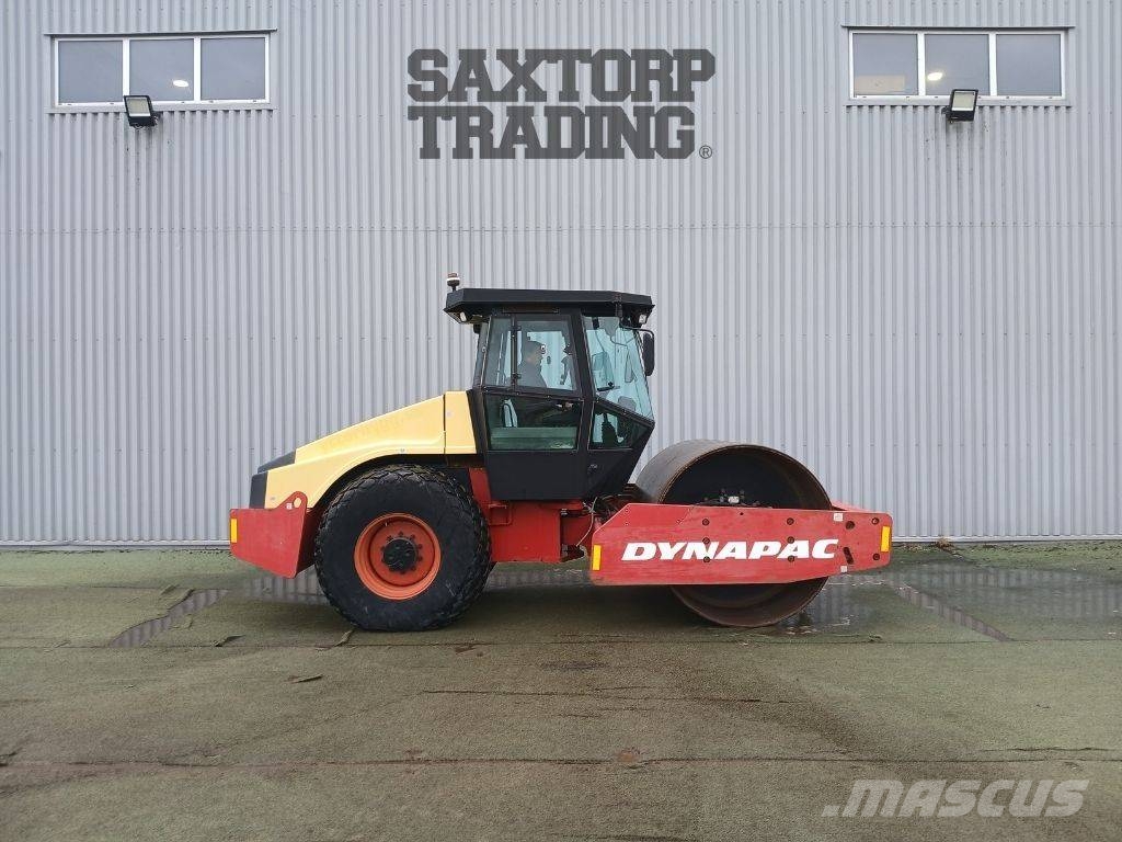 Dynapac CA 302 D 單輪滾壓機