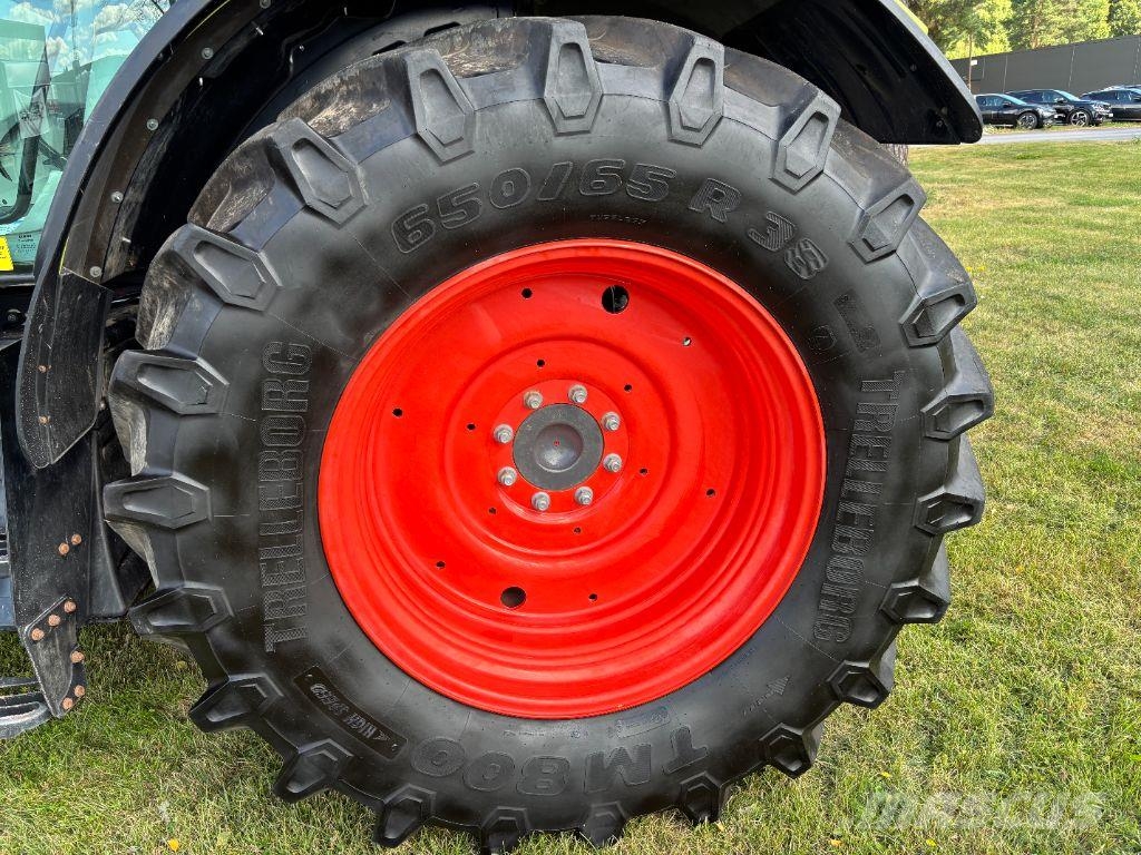 CLAAS Arion 650 CIS Traktorit