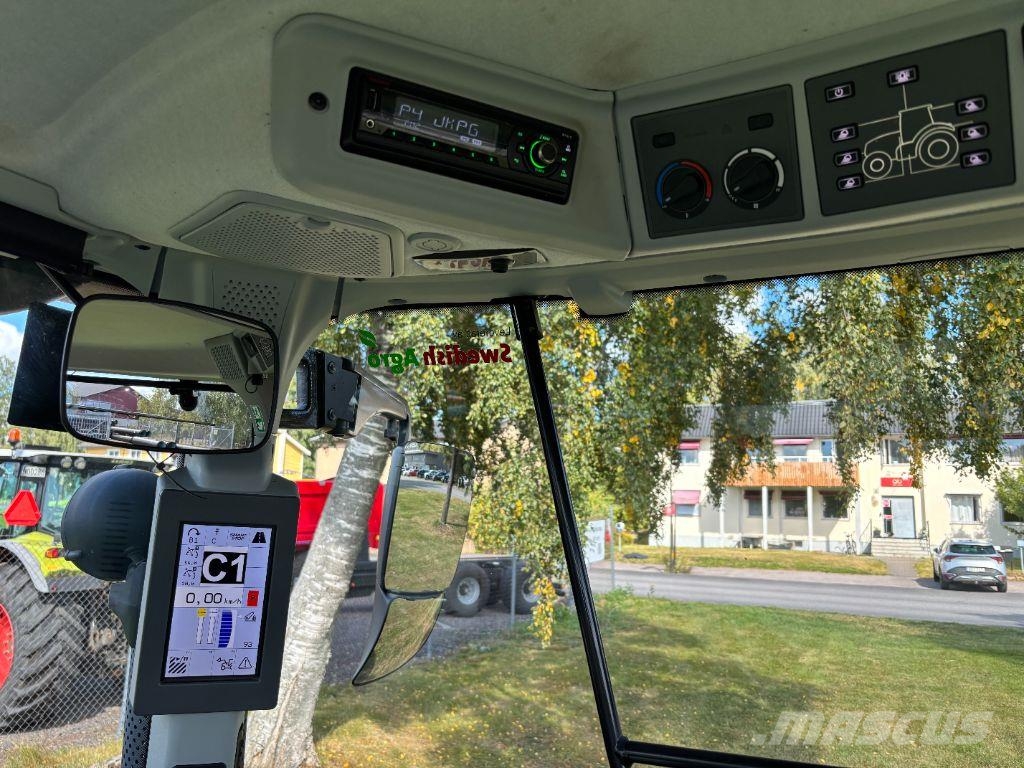 CLAAS Arion 650 CIS Traktorit