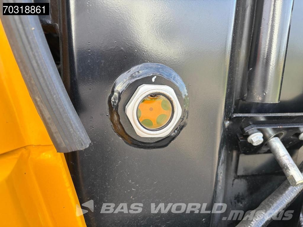 JCB 90Z-2 3 Buckets - A/C حفارات صغيرة أقل من 7 طن (حفارات صغيرة)