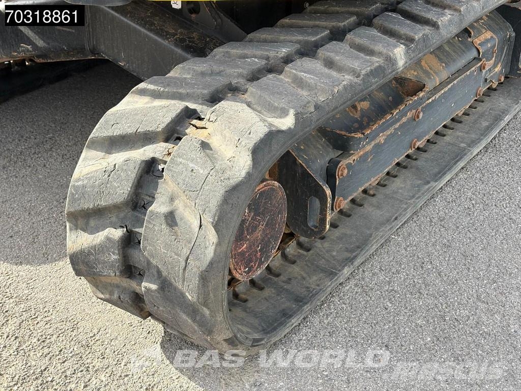 JCB 90Z-2 3 Buckets - A/C حفارات صغيرة أقل من 7 طن (حفارات صغيرة)