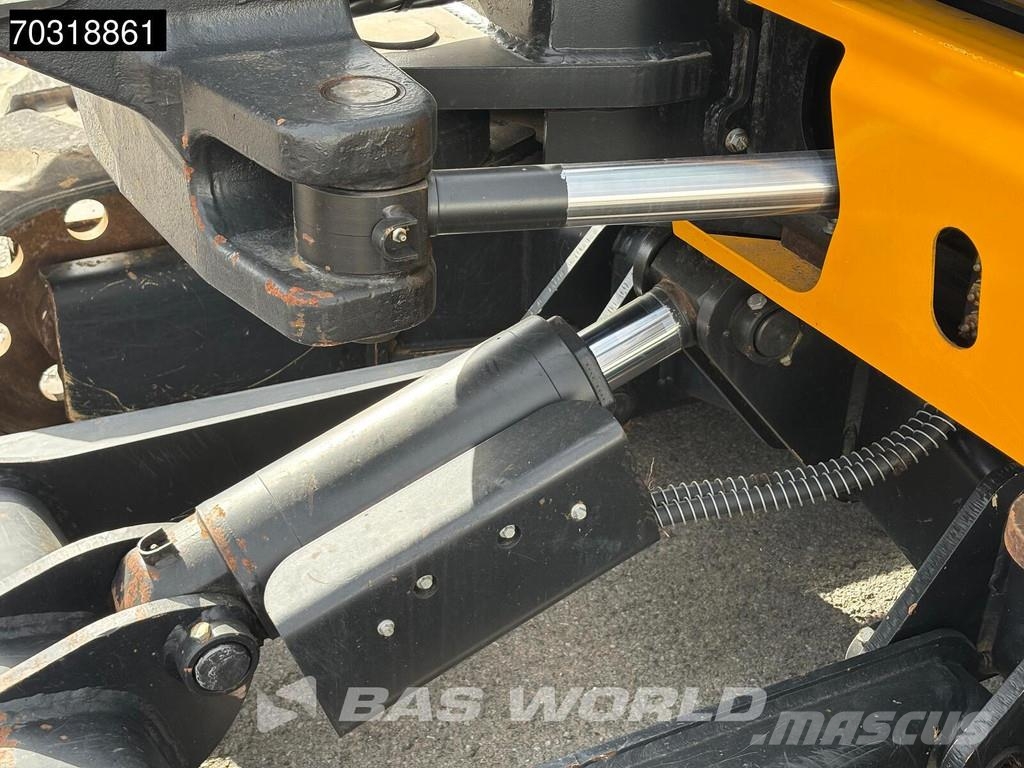 JCB 90Z-2 3 Buckets - A/C حفارات صغيرة أقل من 7 طن (حفارات صغيرة)