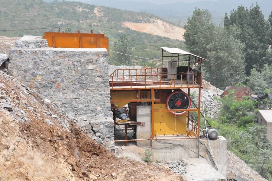 Liming 200-300 ton per hour PE900×1200 jaw crusher Crushers