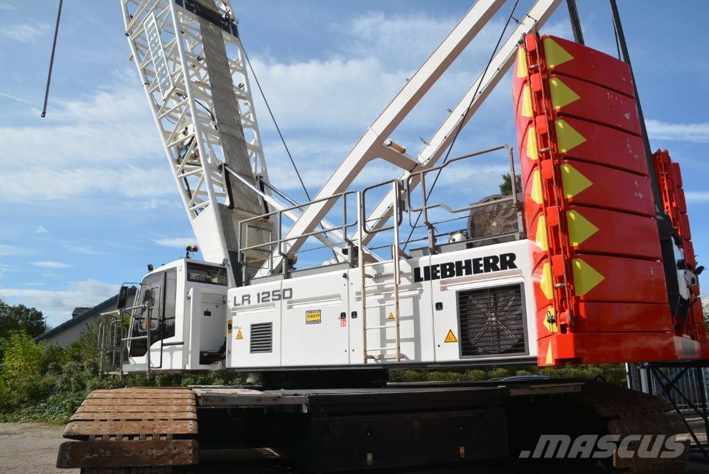 Liebherr LR 1250 트랙 크레인