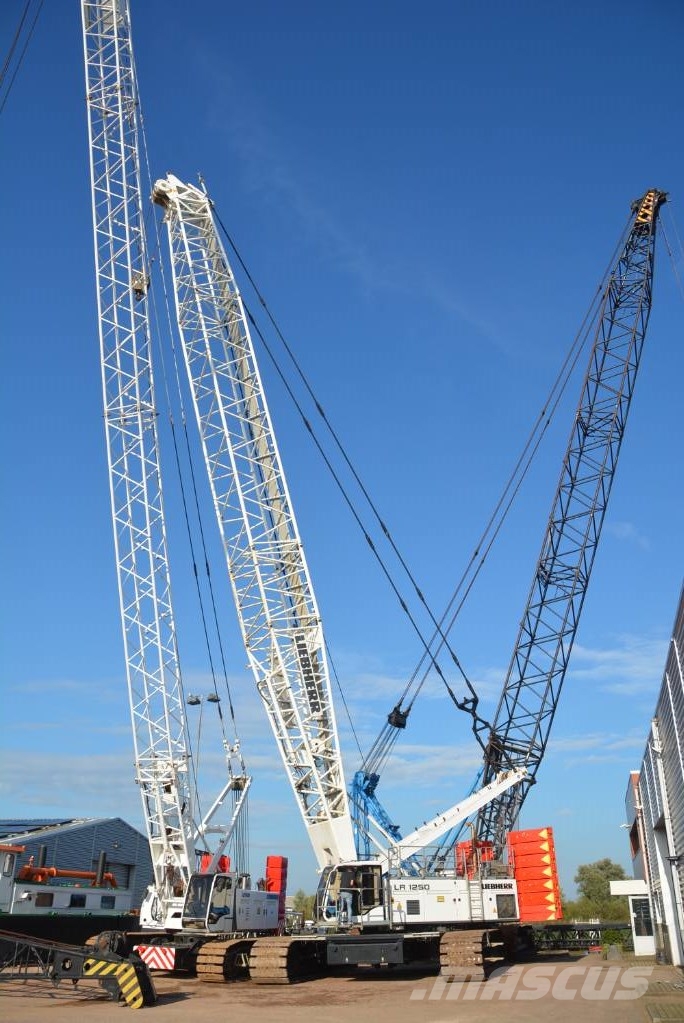 Liebherr LR 1250 트랙 크레인