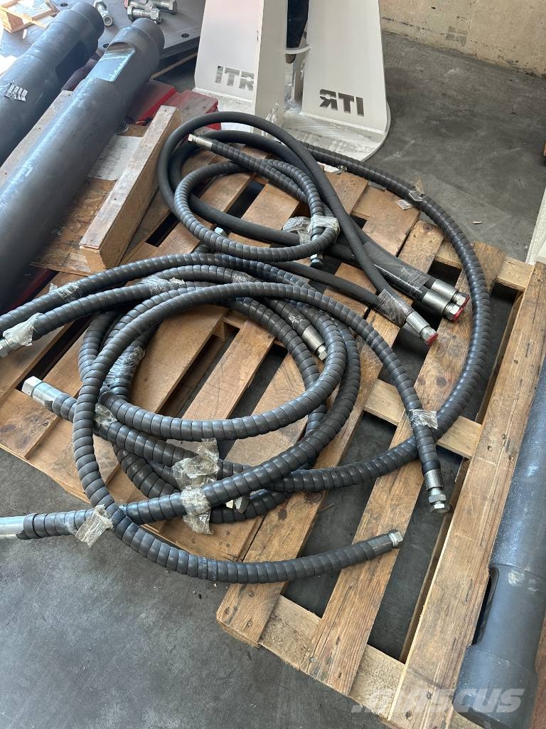  ITR UBH300 破碎锤