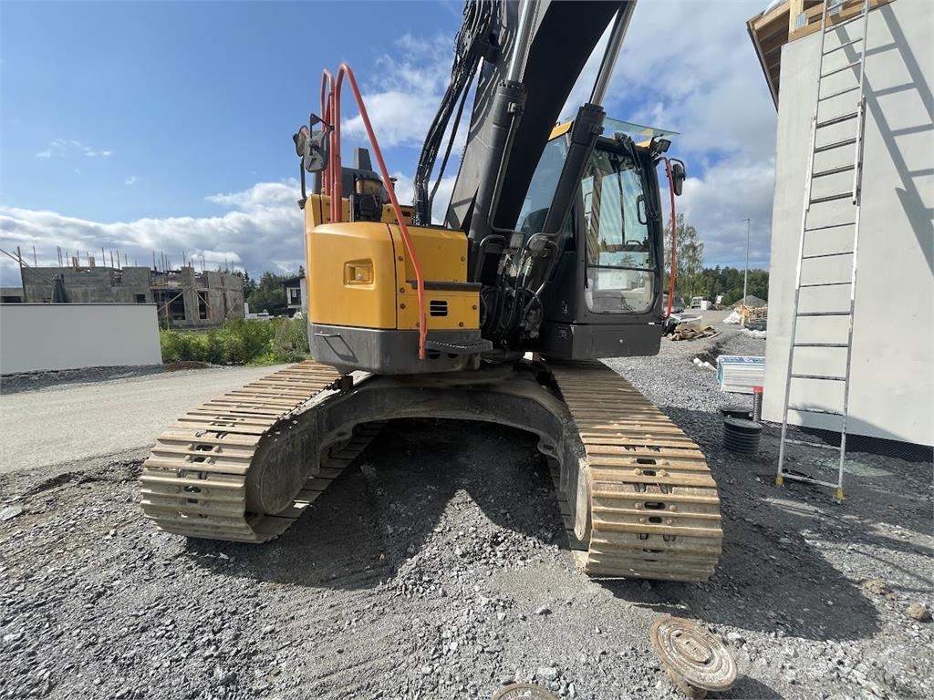 Volvo ECR235 EL Rupsgraafmachines