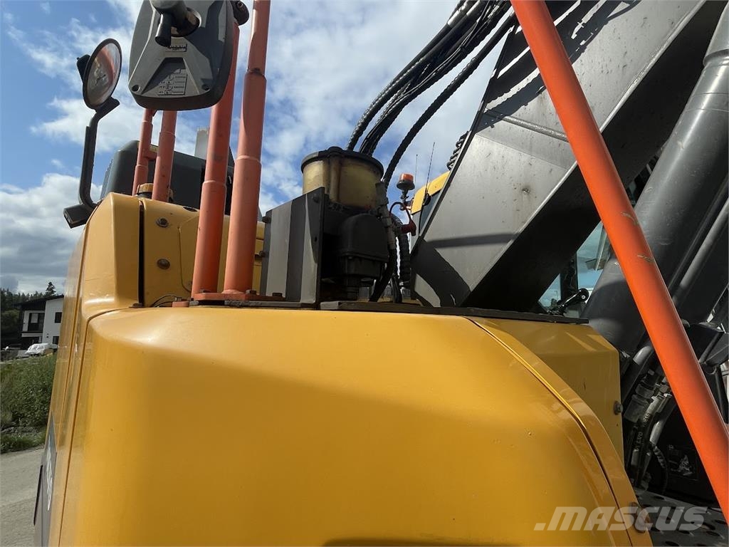 Volvo ECR235 EL Rupsgraafmachines