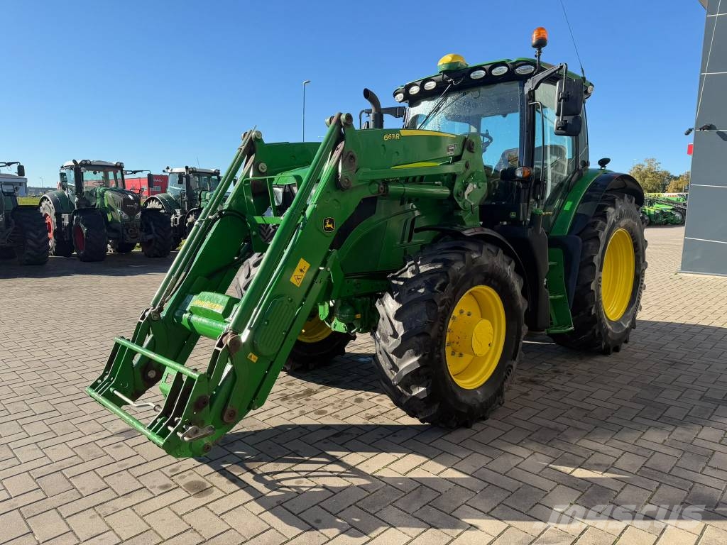 John Deere 6155 R Traktorit