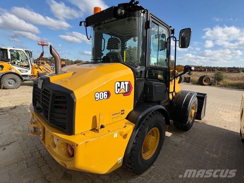CAT 906 Radlader