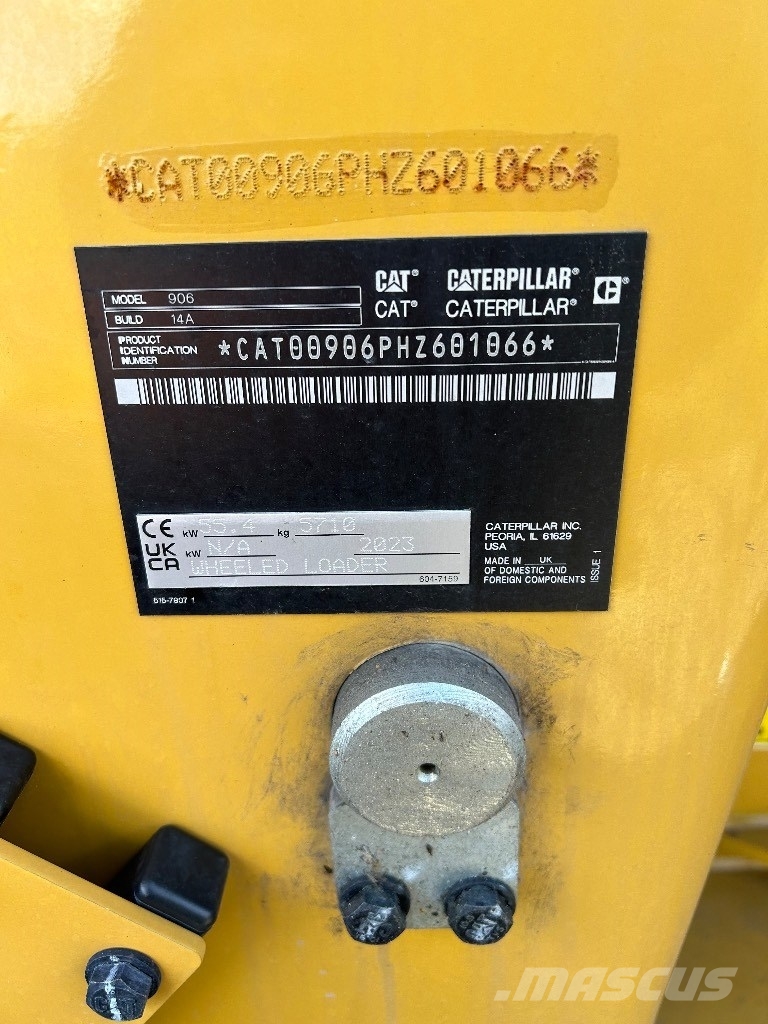 CAT 906 Radlader