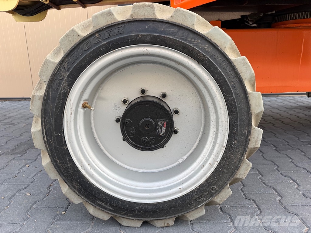 JLG EC 450 AJ Bomlifte med knækarm