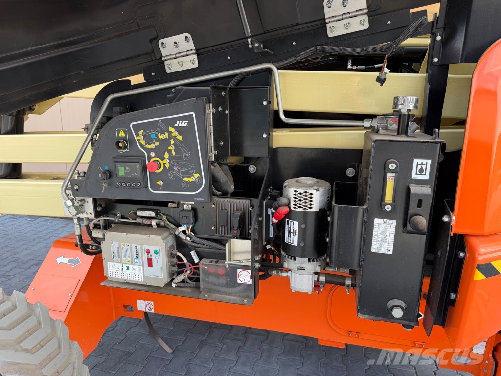 JLG EC 450 AJ Bomlifte med knækarm